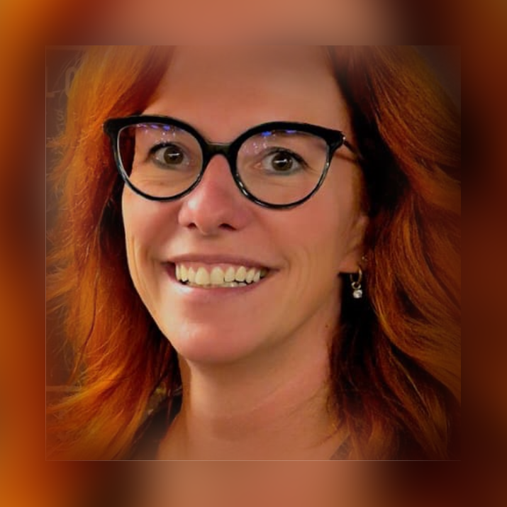 Loes, allround haarstylist bij kapsalon Goodlooking, kapper in Zeewolde
